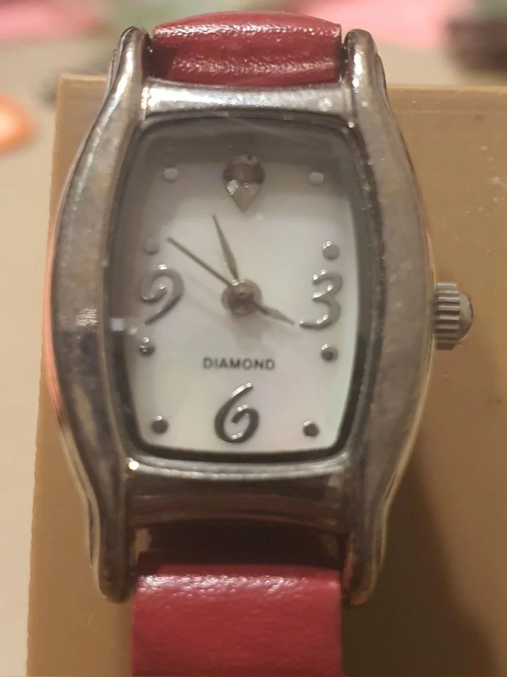 🦋10/$20🦋 Silver/MOP Diamond Leather Women's Watch